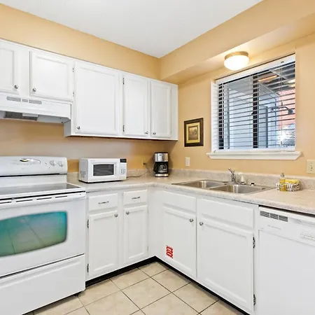 Peach Seashell Apartment